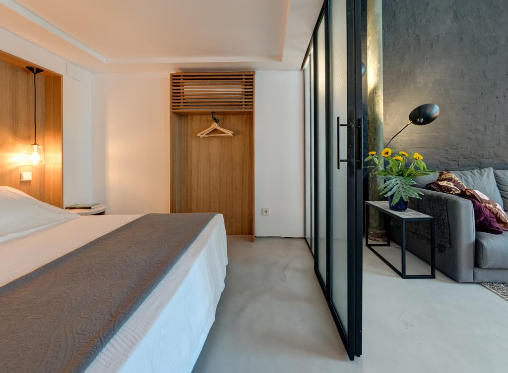 Puerta Del Arenal II Apartment Sevilla Bagian luar foto