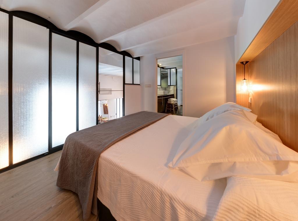 Puerta Del Arenal II Apartment Sevilla Bagian luar foto