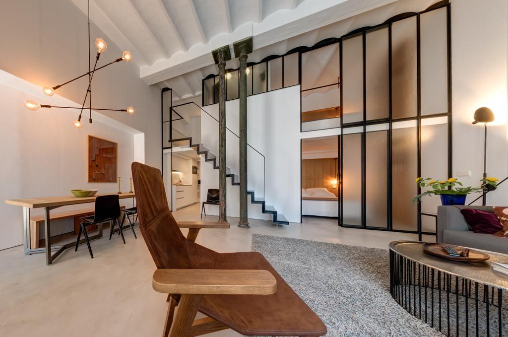 Puerta Del Arenal II Apartment Sevilla Bagian luar foto